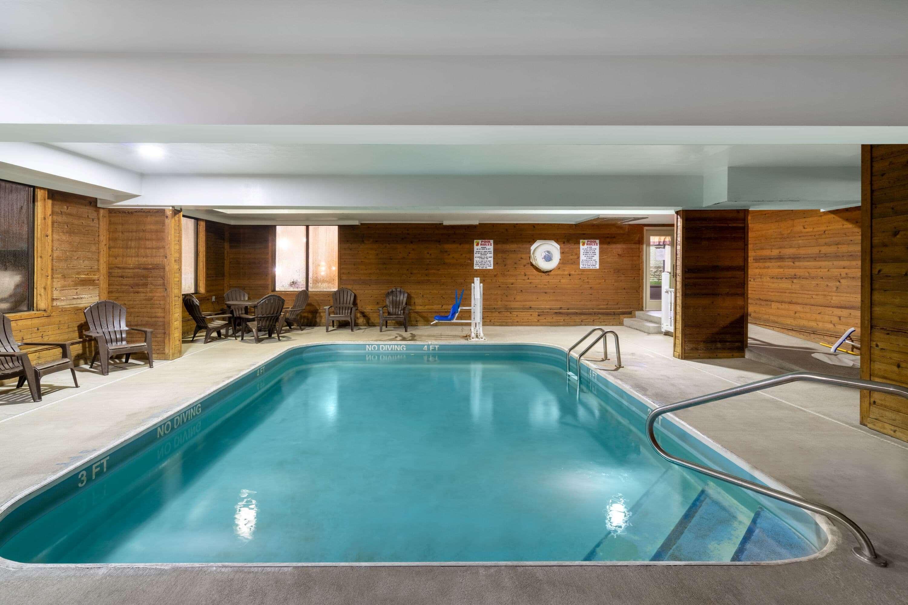 Super 8 By Wyndham Shepherdsville - Louisville South I65 Luaran gambar